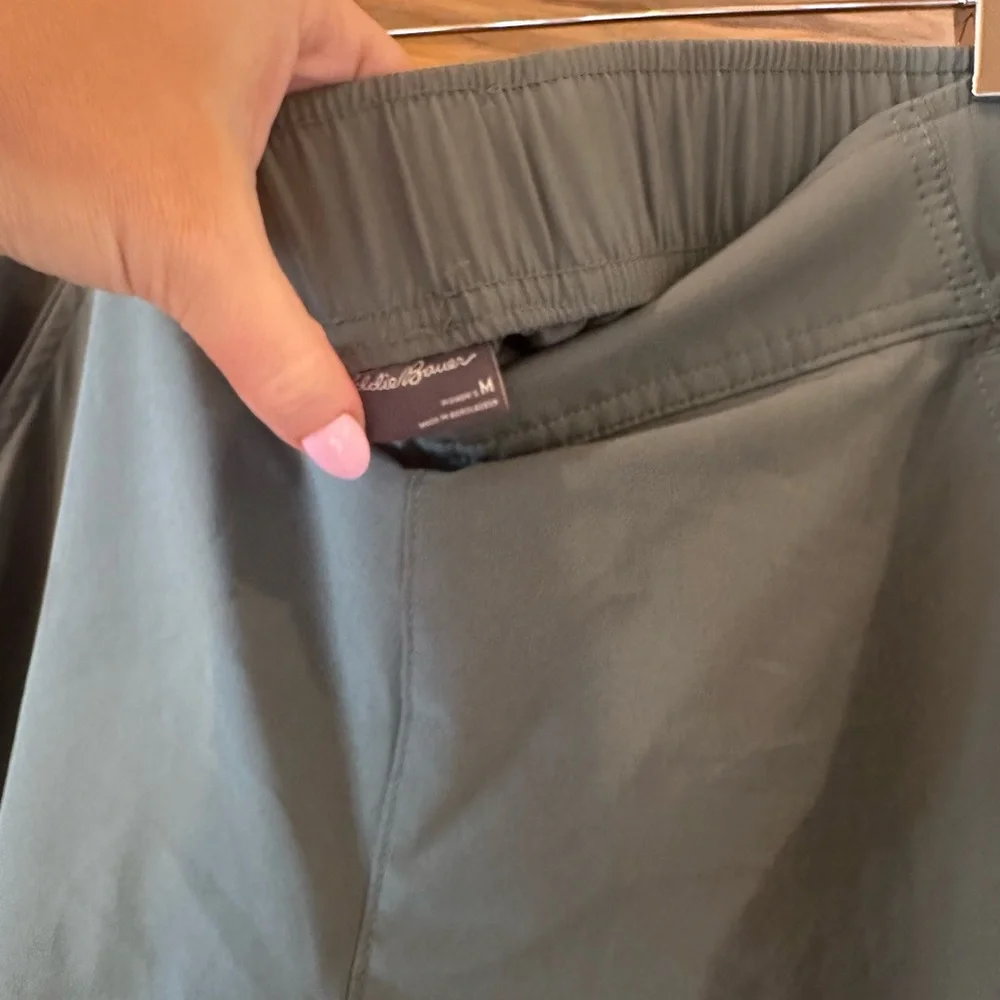 Eddie Bauer Traveler Ankle Pants - Picture 4 of 5